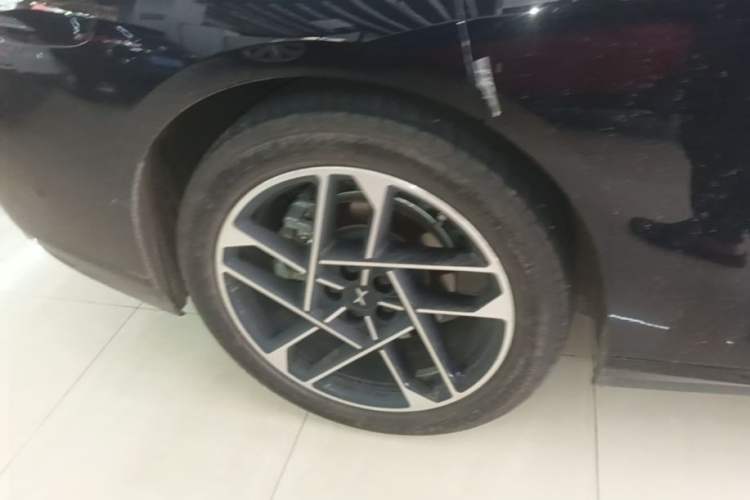 Used XPeng P7+ 2024 Ultra-Long Range Max Exterior 5
