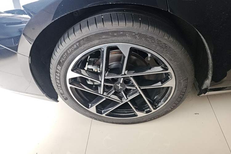 Used XPeng P7+ 2024 Long-Range Max Exterior 5