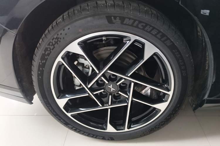 Used XPeng P7+ 2024 Long-Range Max Exterior 5