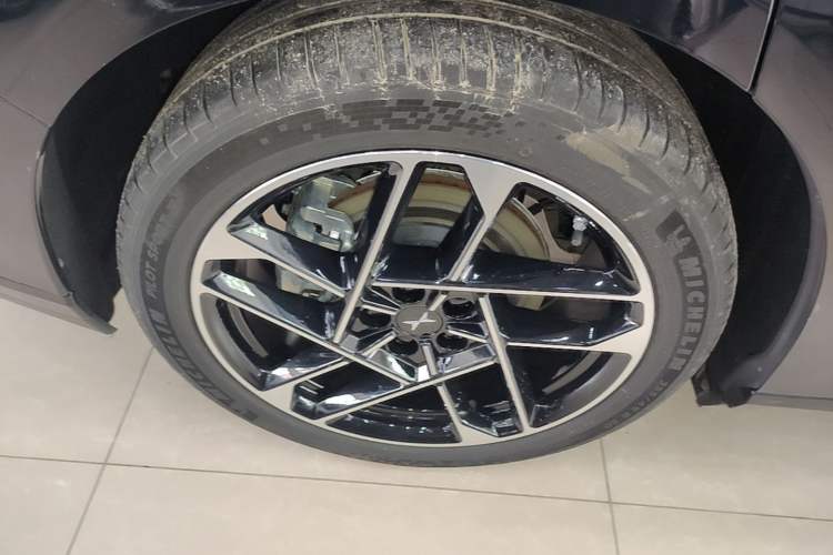 Used XPeng P7+ 2024 Long-Range Max Exterior 5