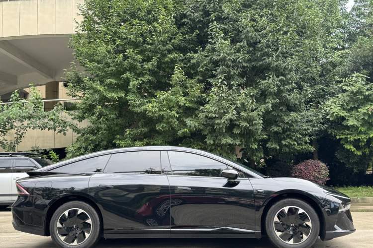 Used XPeng P7+ 2024 Long-Range Max Exterior 7