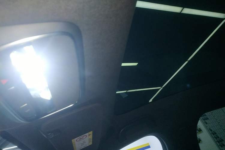 Used XPeng P7+ 2024 Long-Range Max Headliner