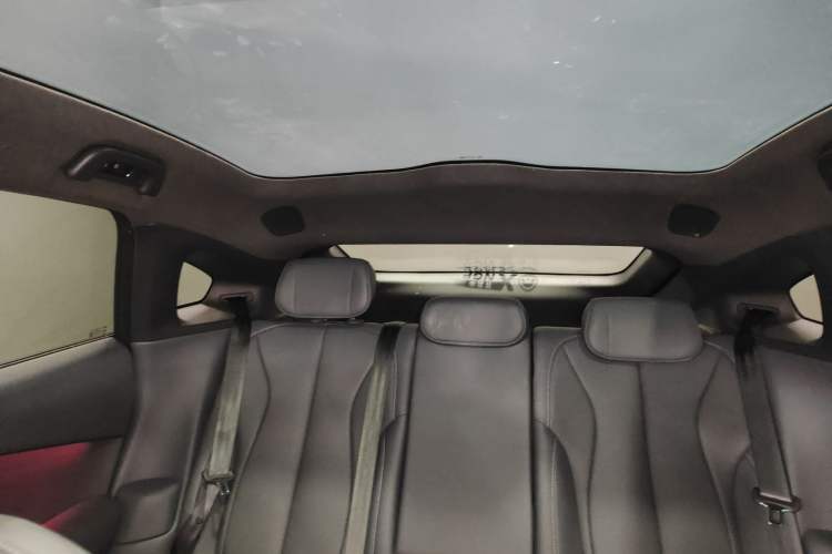 Used XPeng P7+ 2024 Long-Range Max Headliner