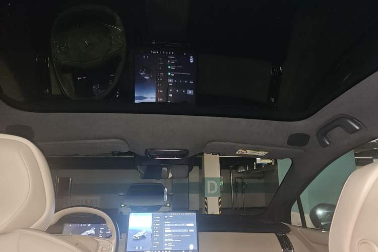 Used XPeng P7+ 2024 Ultra-Long Range Max Headliner