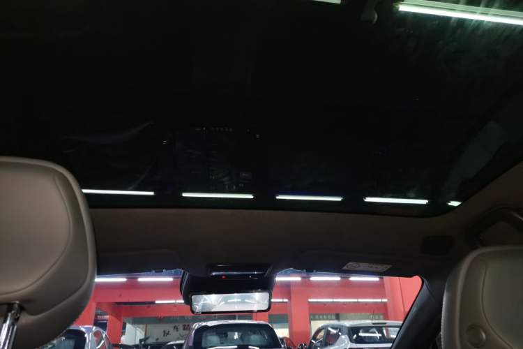 Used XPeng P7+ 2024 Long-Range Max Headliner