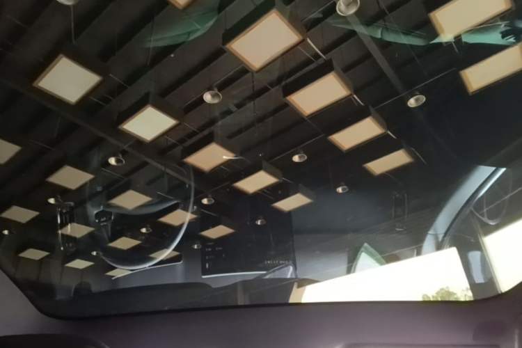 Used XPeng P7+ 2024 Long-Range Max Headliner