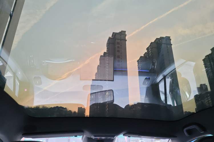 Used XPeng P7+ 2024 Long-Range Max Headliner