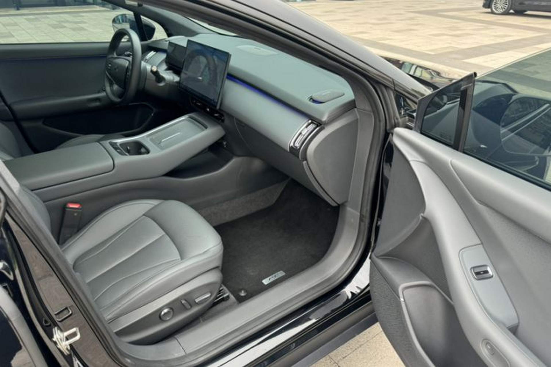 Used XPeng P7+ 2024 Long-Range Max Interior 2