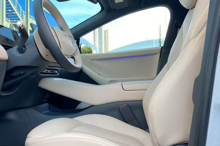 Used XPeng P7+ 2024 Long-Range Max Interior 2