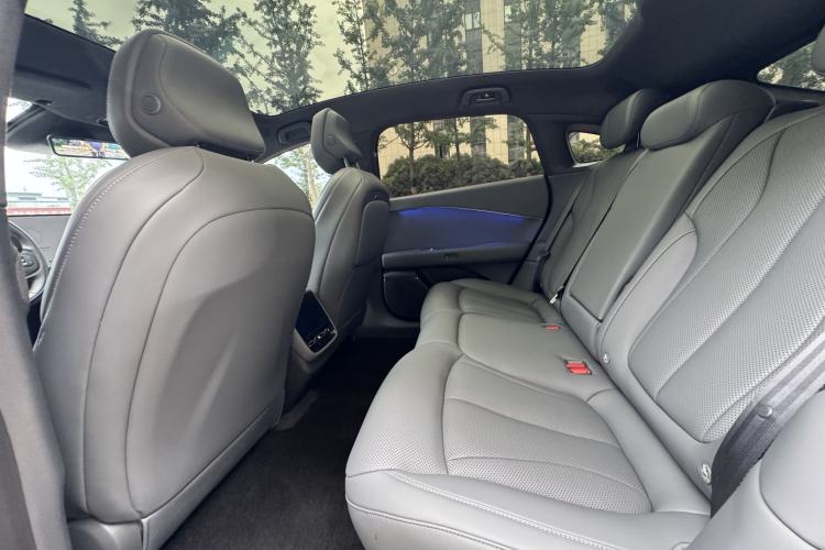 Used XPeng P7+ 2024 Long-Range Max Interior 3