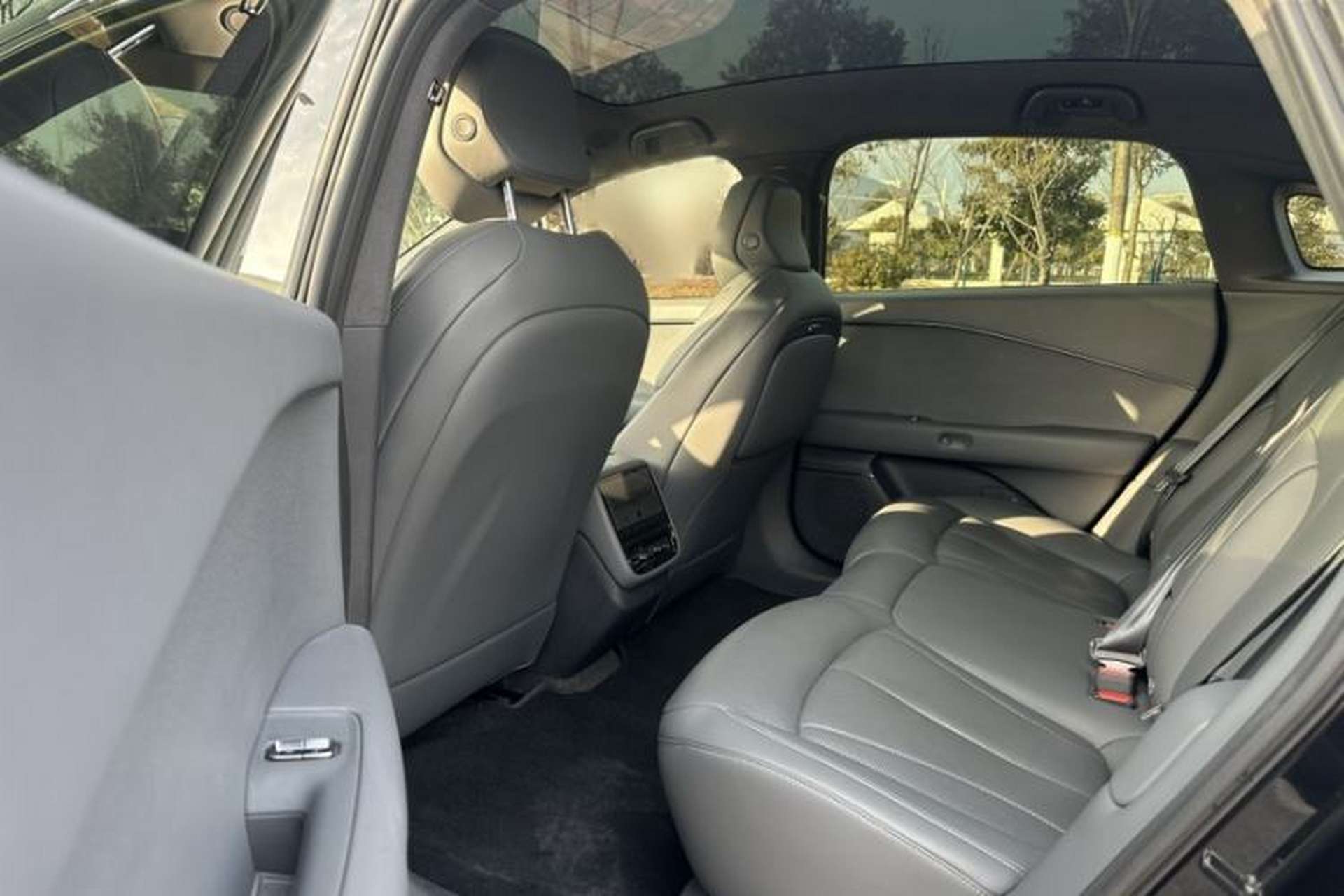 Used XPeng P7+ 2024 Long-Range Max Interior 3