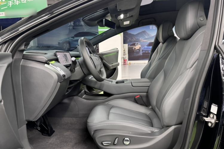 Used XPeng P7+ 2024 Ultra-Long Range Max Interior 4