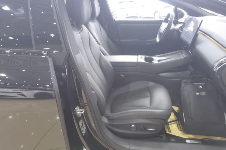Used XPeng P7+ 2024 Long-Range Max Interior 5