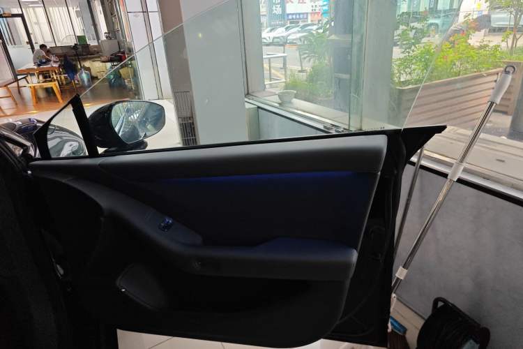 Used XPeng P7+ 2024 Long-Range Max Interior 5