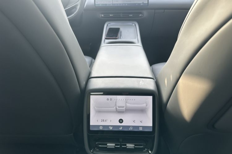 Used XPeng P7+ 2024 Long-Range Max Interior 5