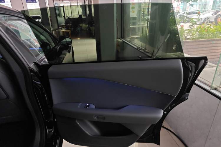 Used XPeng P7+ 2024 Long-Range Max Interior 6