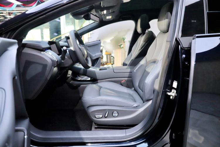 Used XPeng P7+ 2024 Long-Range Max Interior 8