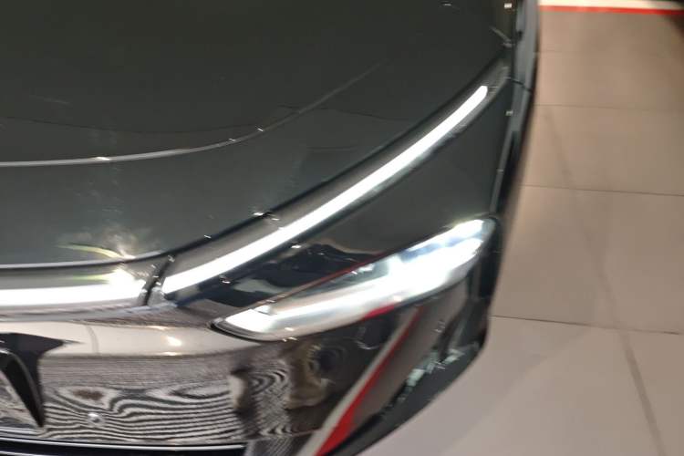 Used XPeng P7+ 2024 Long-Range Max Left Front Headlight