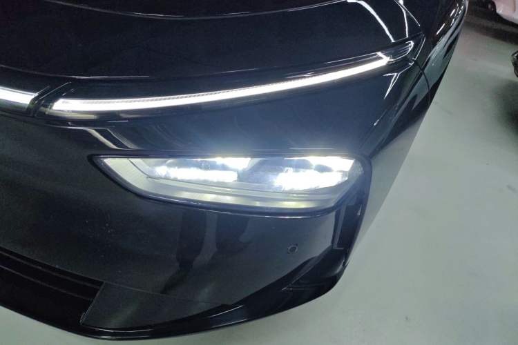 Used XPeng P7+ 2024 Ultra-Long Range Max Left Front Headlight