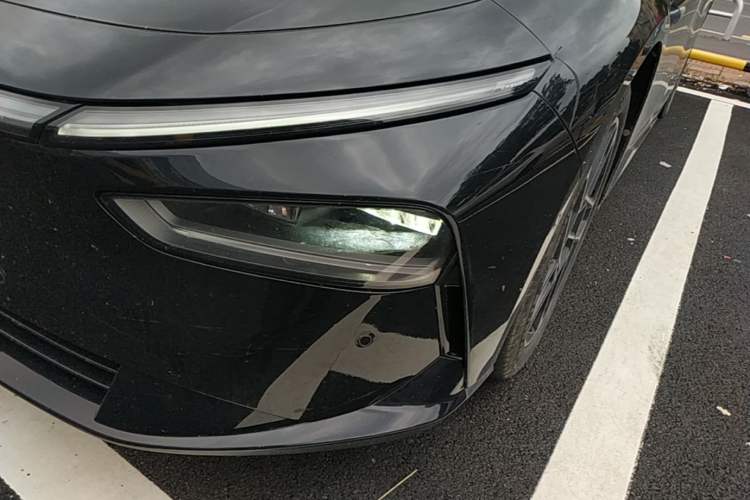 Used XPeng P7+ 2024 Long-Range Max Left Front Headlight