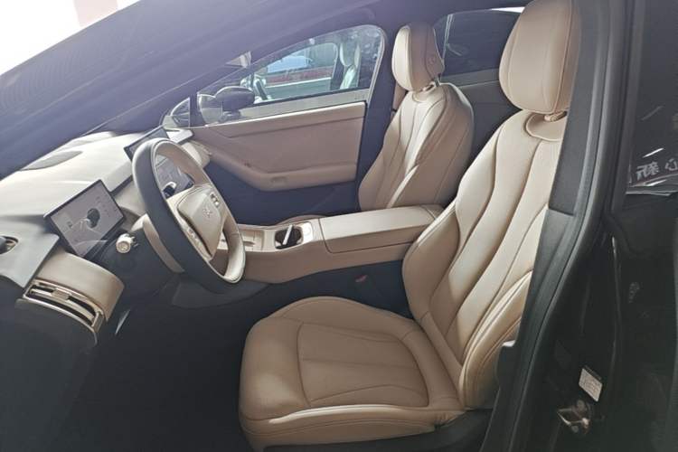 Used XPeng P7+ 2024 Long-Range Max Left Front Seat