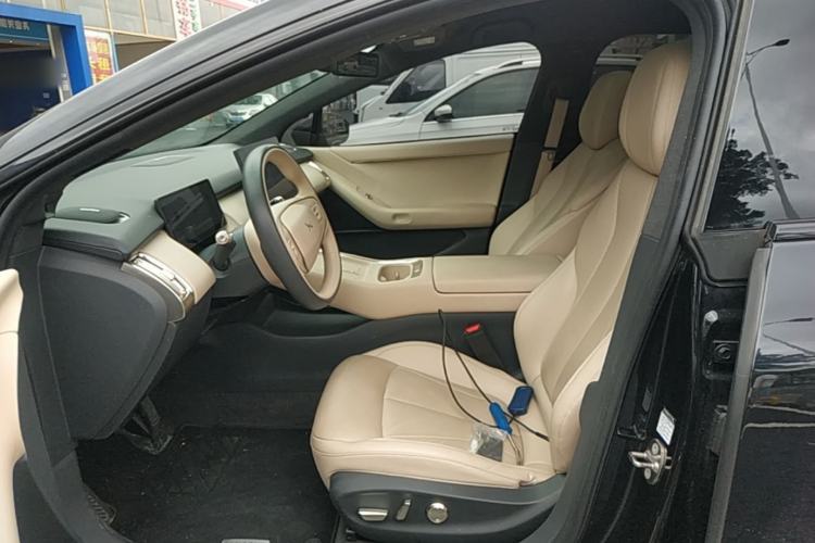 Used XPeng P7+ 2024 Long-Range Max Left Front Seat