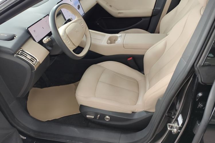 Used XPeng P7+ 2024 Long-Range Max Left Front Seat