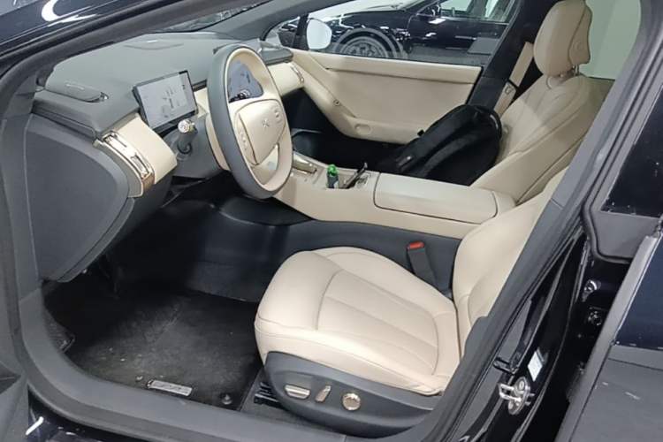 Used XPeng P7+ 2024 Long-Range Max Left Front Seat