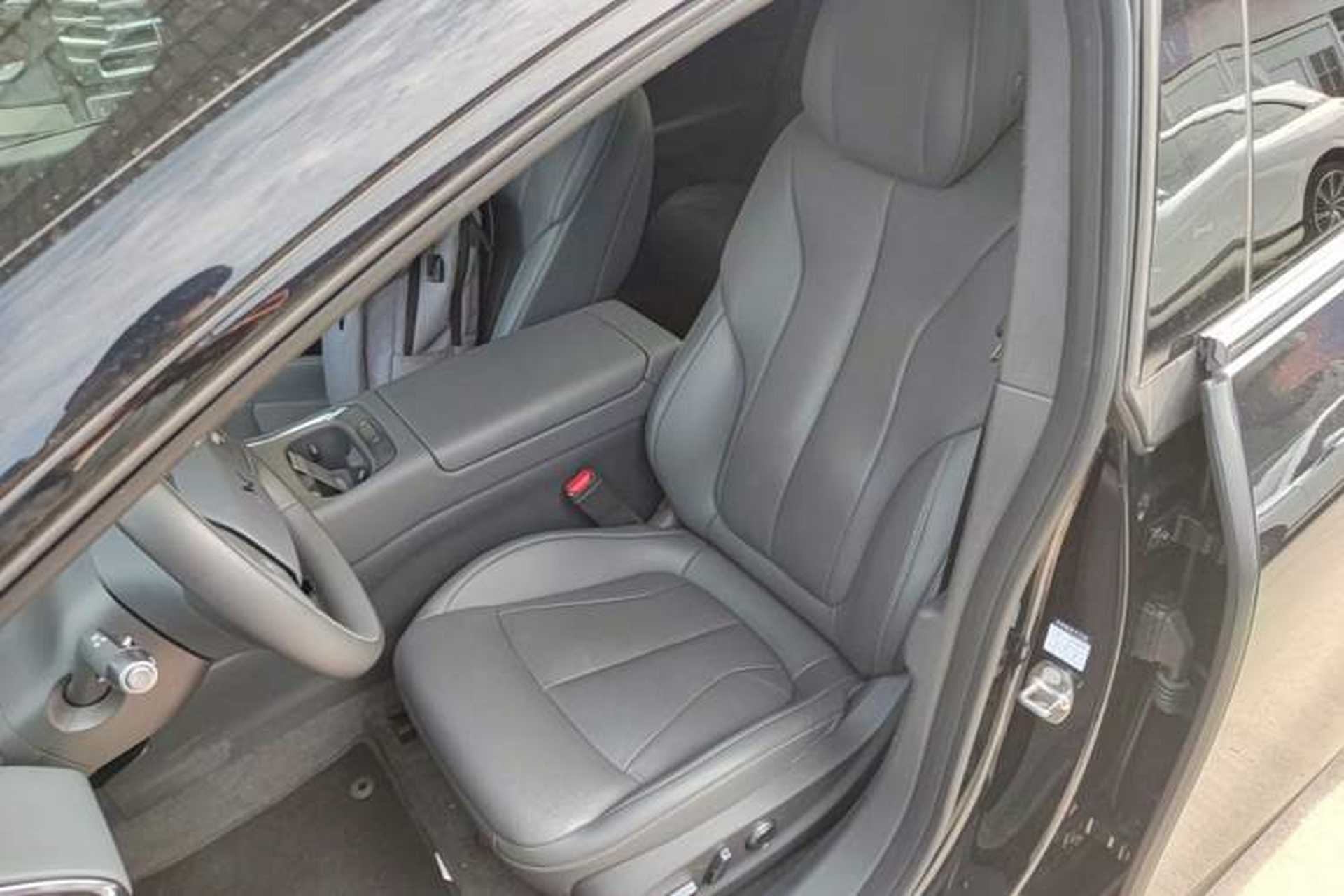 Used XPeng P7+ 2024 Long-Range Max Left Front Seat