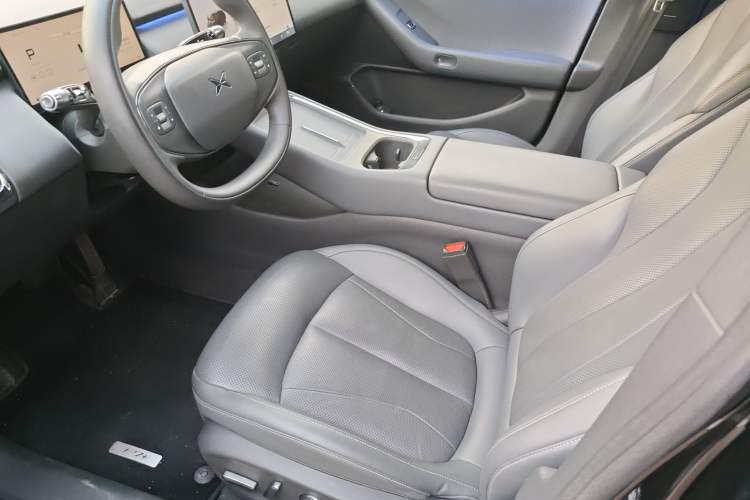 Used XPeng P7+ 2024 Long-Range Max Left Front Seat