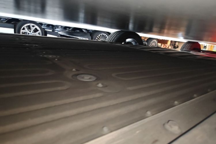 Used XPeng P7+ 2024 Ultra-Long Range Max Left Side Sill