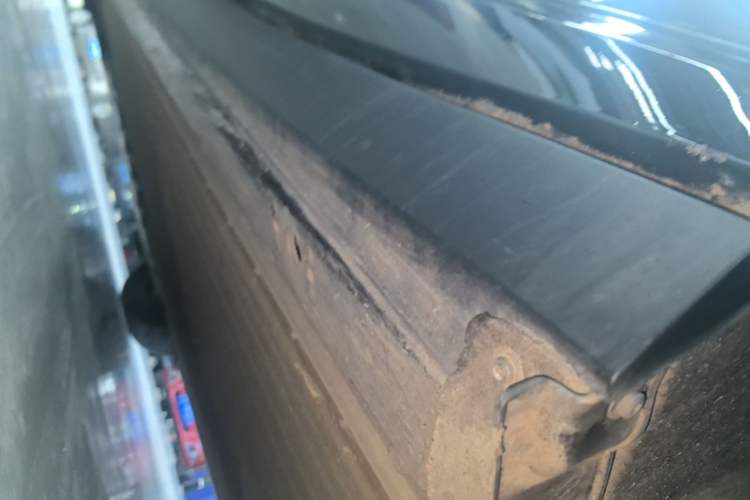 Used XPeng P7+ 2024 Ultra-Long Range Max Left Side Sill