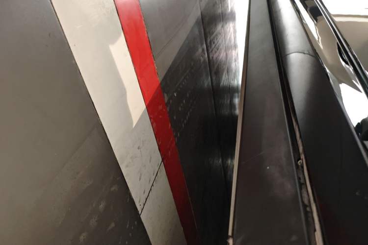 Used XPeng P7+ 2024 Long-Range Max Left Side Sill
