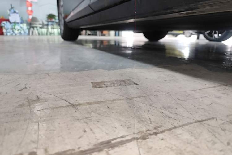 Used XPeng P7+ 2024 Long-Range Max Left Side Sill
