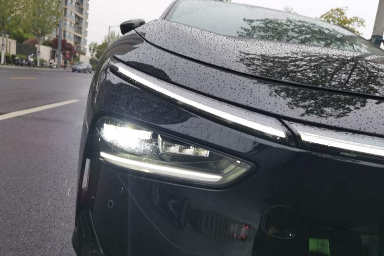 Used XPeng P7+ 2024 Long-Range Max Right Front Headlight