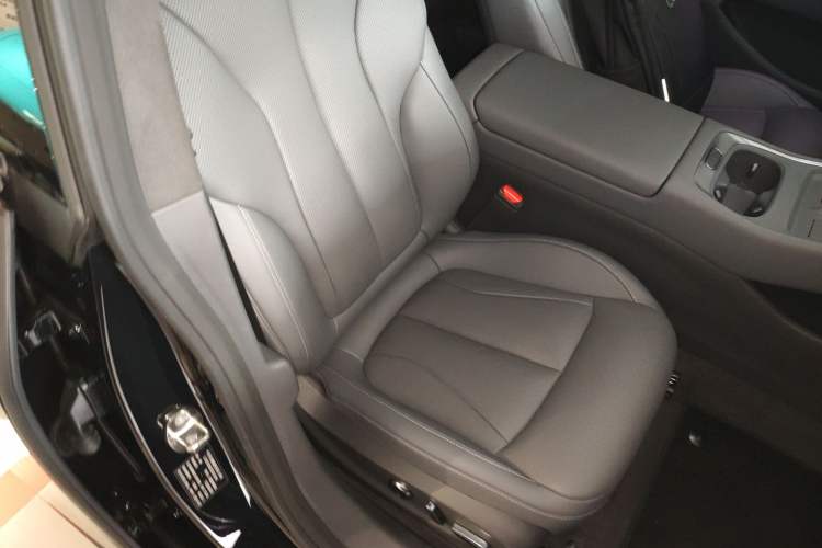 Used XPeng P7+ 2024 Long-Range Max Right Front Seat