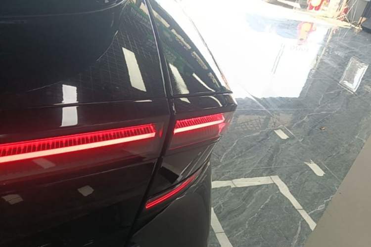 Used XPeng P7+ 2024 Long-Range Max Right Rear Taillight