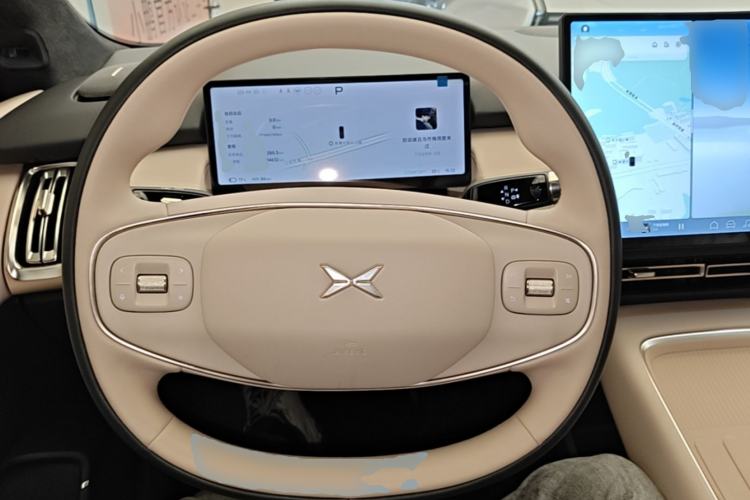 Used XPeng P7+ 2024 Long-Range Max Steering Wheel