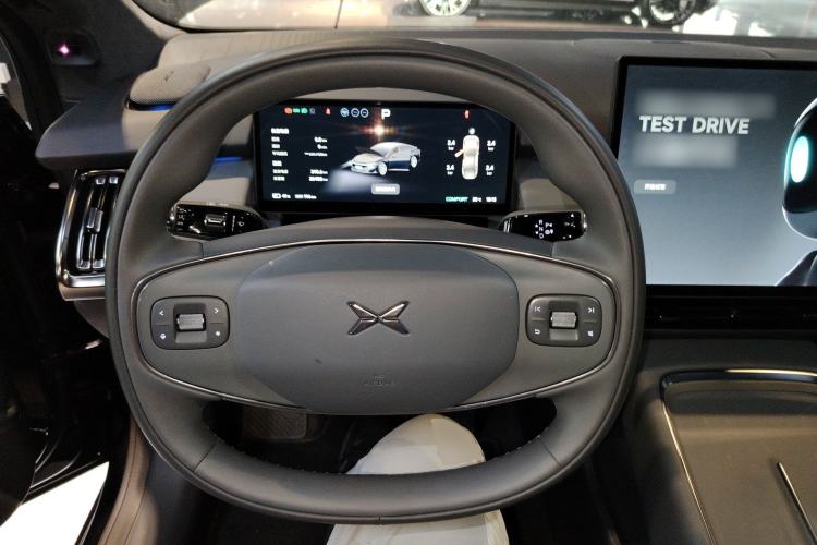 Used XPeng P7+ 2024 Long-Range Max Steering Wheel