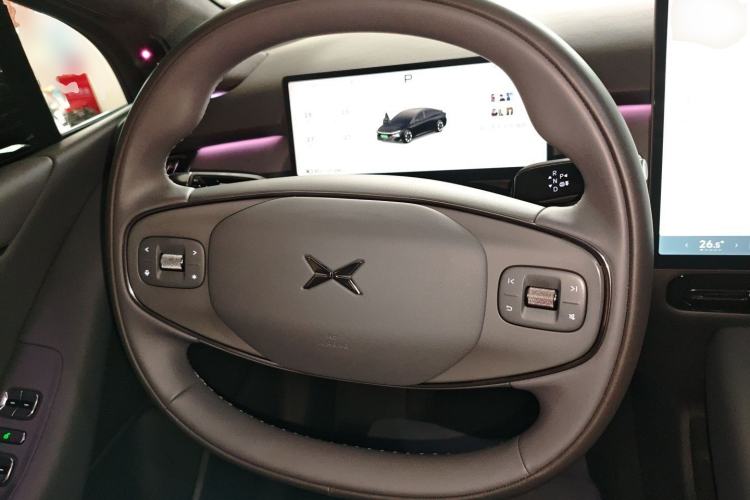 Used XPeng P7+ 2024 Long-Range Max Steering Wheel