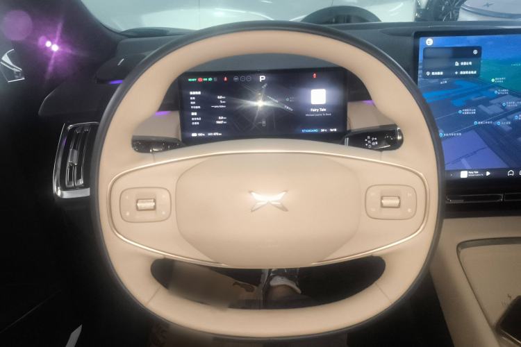Used XPeng P7+ 2024 Long-Range Max Steering Wheel