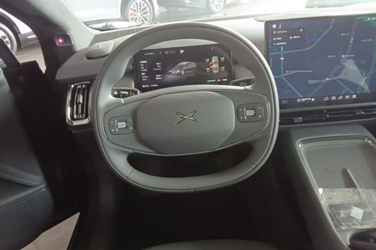 Used XPeng P7+ 2024 Long-Range Max Steering Wheel