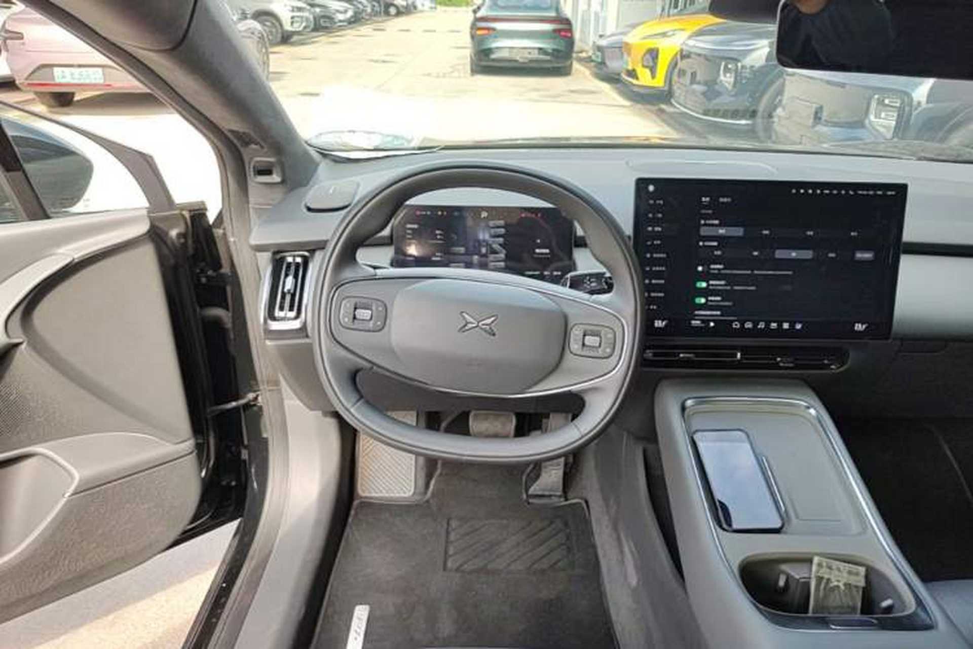 Used XPeng P7+ 2024 Long-Range Max Steering Wheel