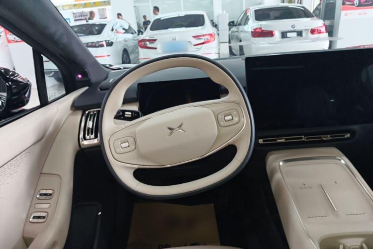 Used XPeng P7+ 2024 Long-Range Max Steering Wheel