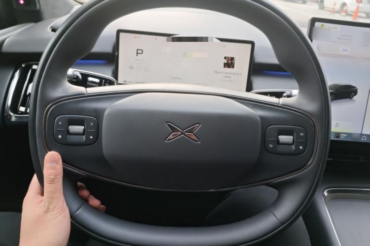 Used XPeng P7+ 2024 Long-Range Max Steering Wheel