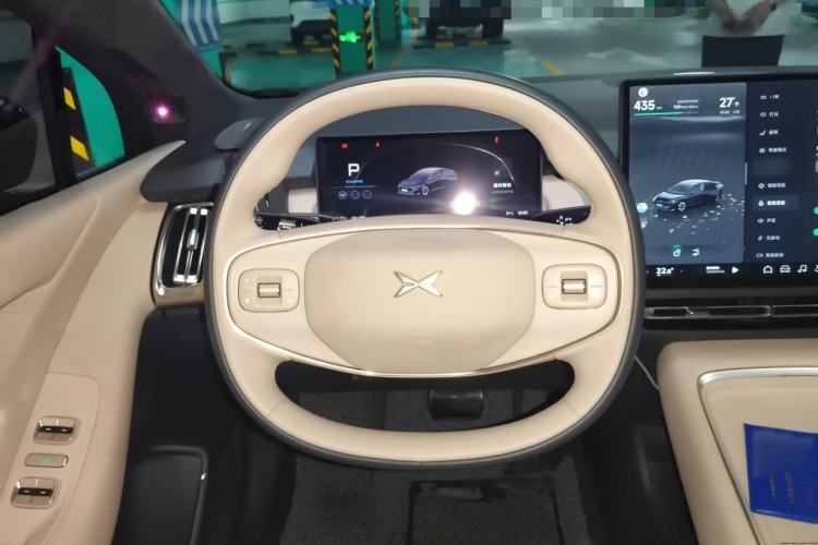 Used XPeng P7+ 2024 Ultra-Long Range Max Steering Wheel