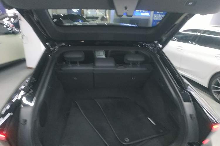 Used XPeng P7+ 2024 Long-Range Max Trunk