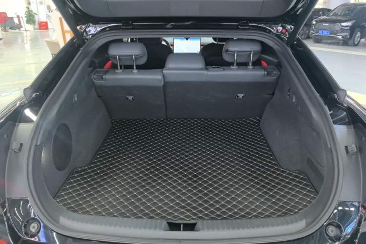 Used XPeng P7+ 2024 Ultra-Long Range Max Trunk