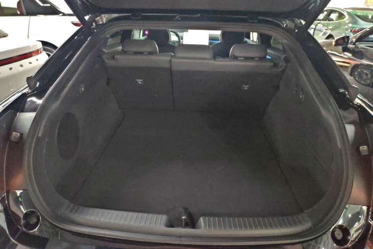 Used XPeng P7+ 2024 Ultra-Long Range Max Trunk