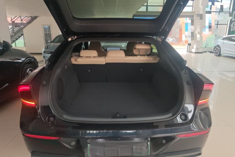 Used XPeng P7+ 2024 Long-Range Max Trunk